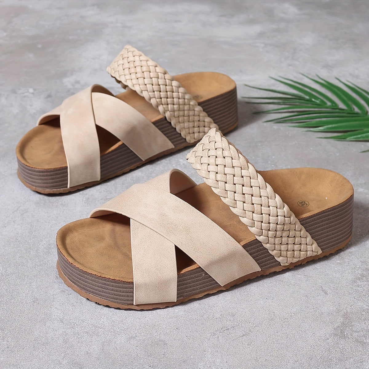 Solveig™ | Hevende sandaler med ortopedisk