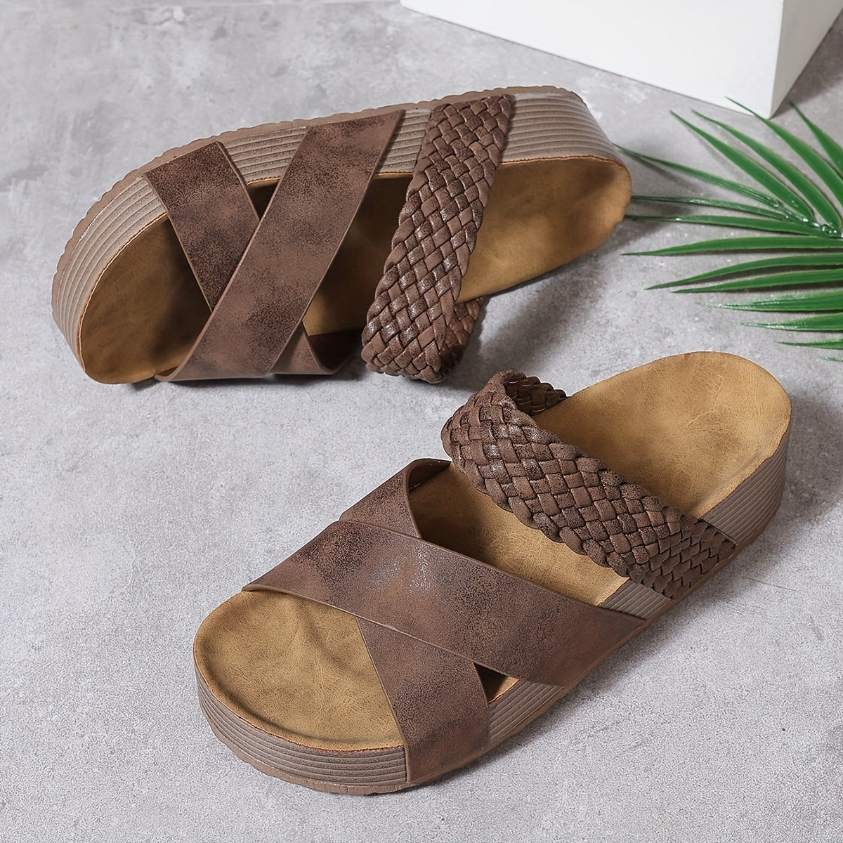 Solveig™ | Hevende sandaler med ortopedisk