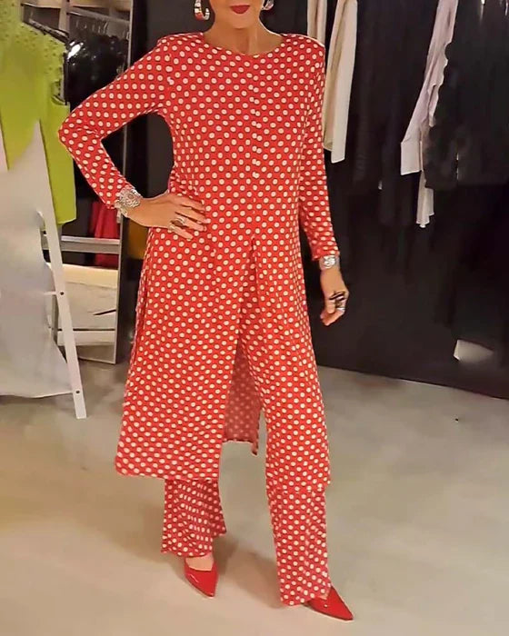 LILIANA | Todelt dress med prikkete trykk for uformell eleganse og allsidige sommerlooks