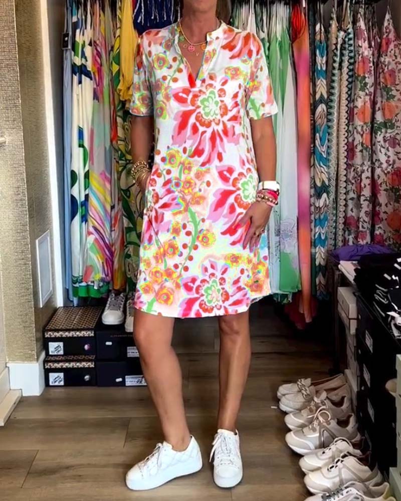 BellaBreeze™ | Fargerik Sommerkjole i Ledig Snitt