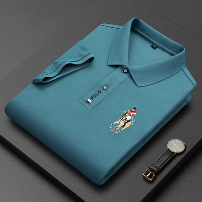 Emil™ | Poloshirt med brodert ryttermotiv – Klassisk & sporty