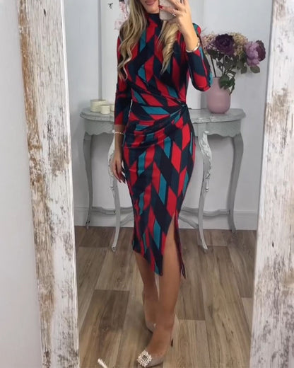 GeoChic™ | Mønstret Midi Kjole med Drapering