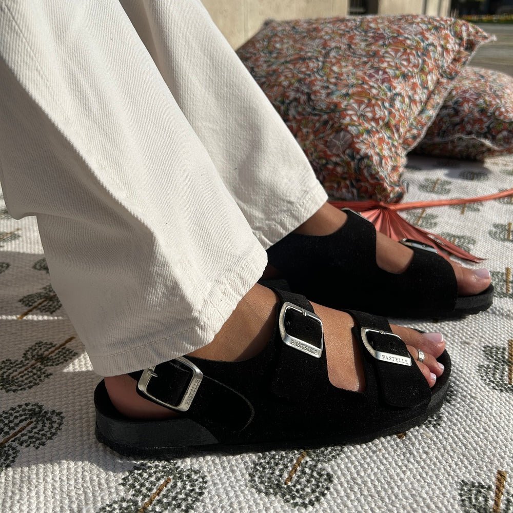 Inga™ | Tidløse sandaler i mykt semsket skinn