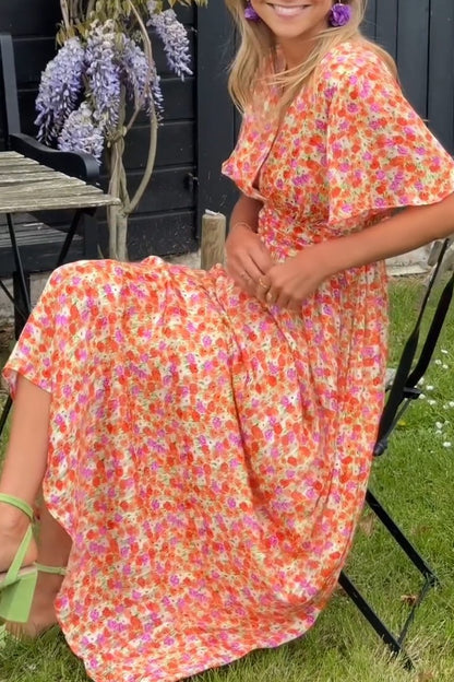 Mariella | Lang blomsterkjole i romantisk og lett stil